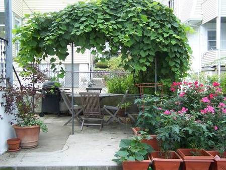 146 Hillside Rd, Watertown