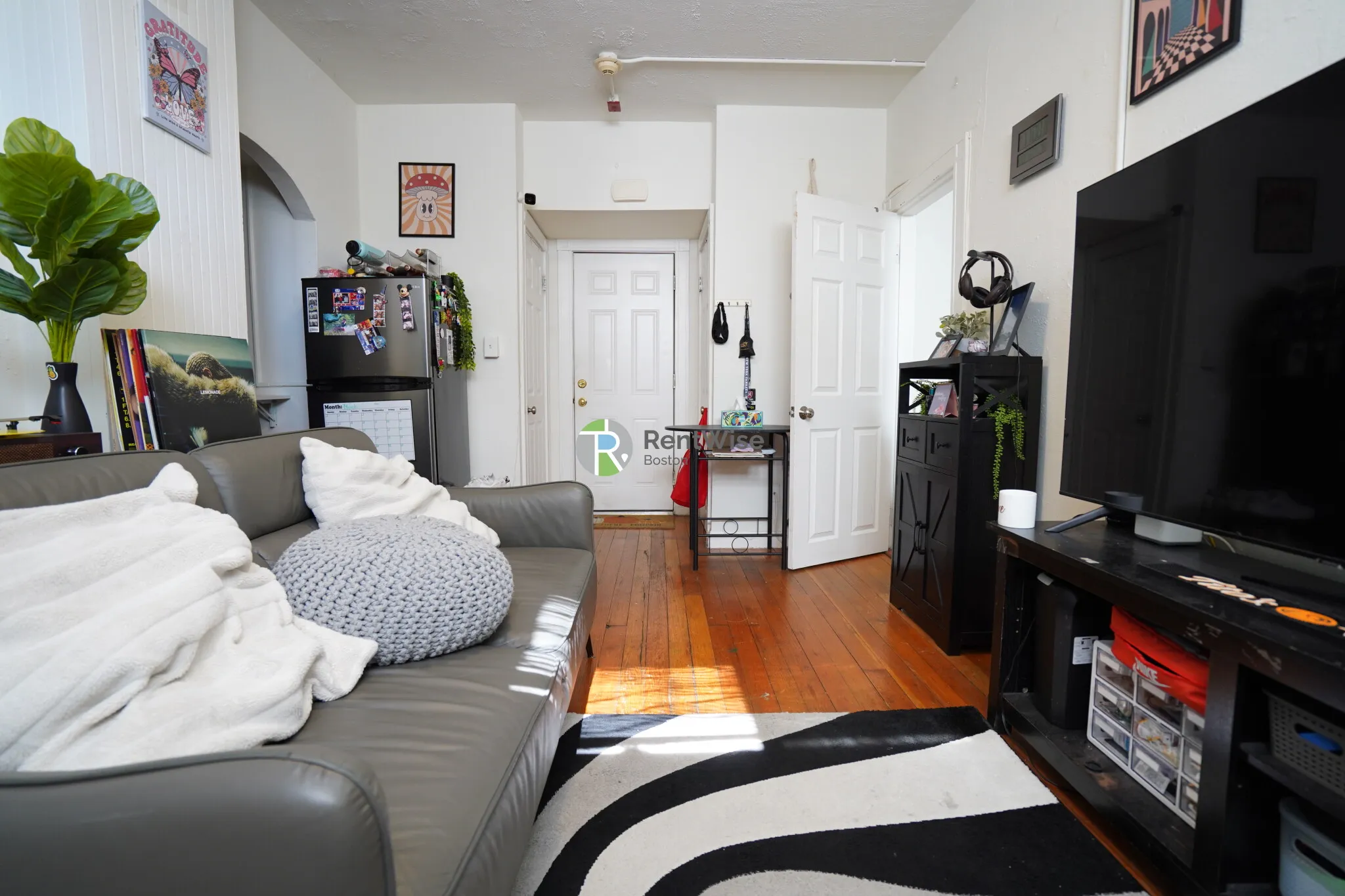 230 Walnut St, Newtonville