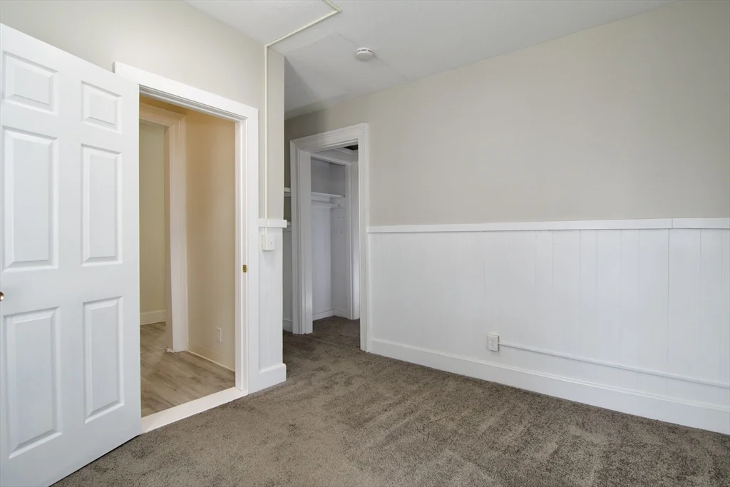 60 Howes St, Springfield