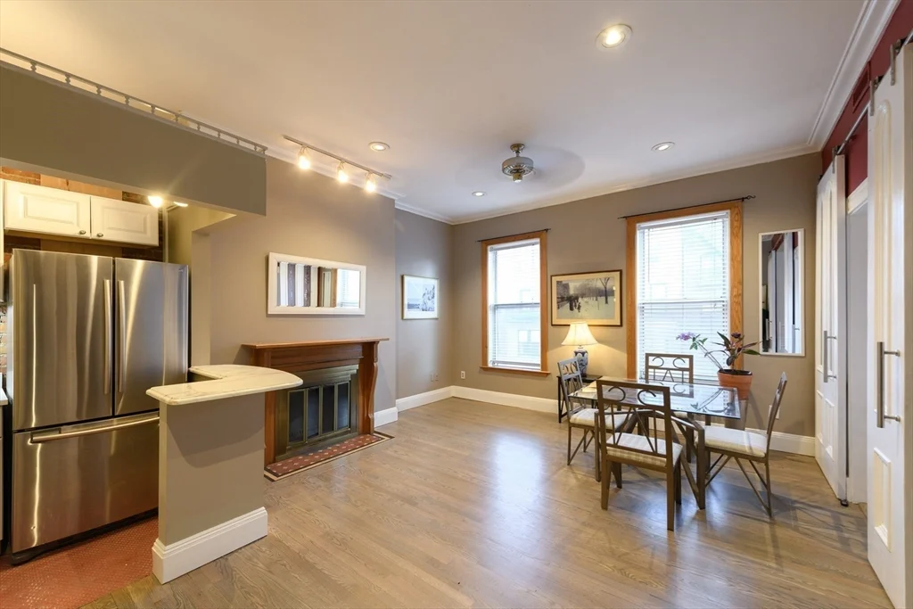 335 Beacon St, Back Bay