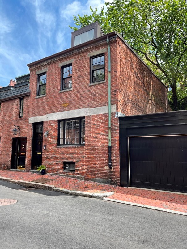 19 Branch St, Beacon Hill