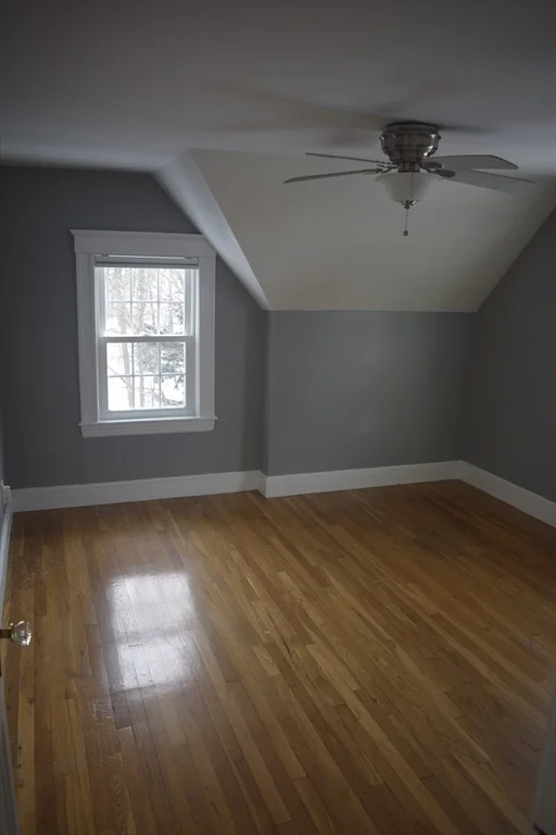 60 Park St, North Andover