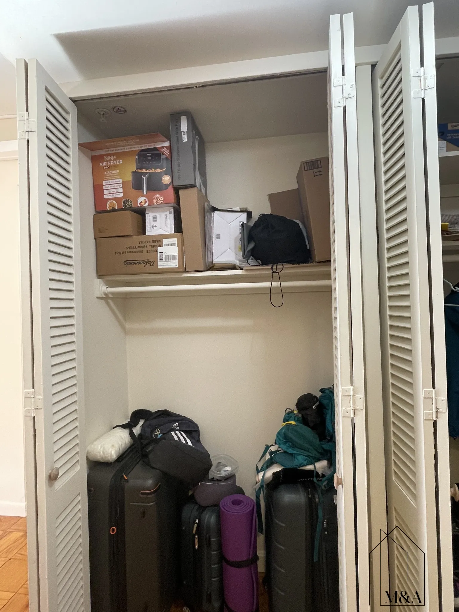 101 Monmouth St, Longwood