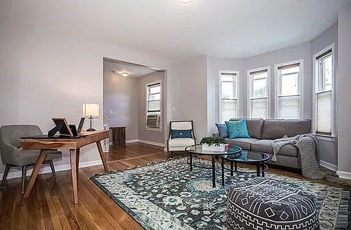 35 Maple St, South Side