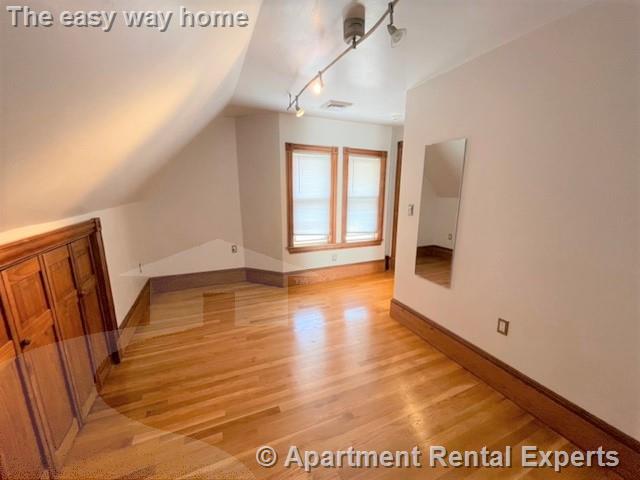 15 Conwell St, Davis Square