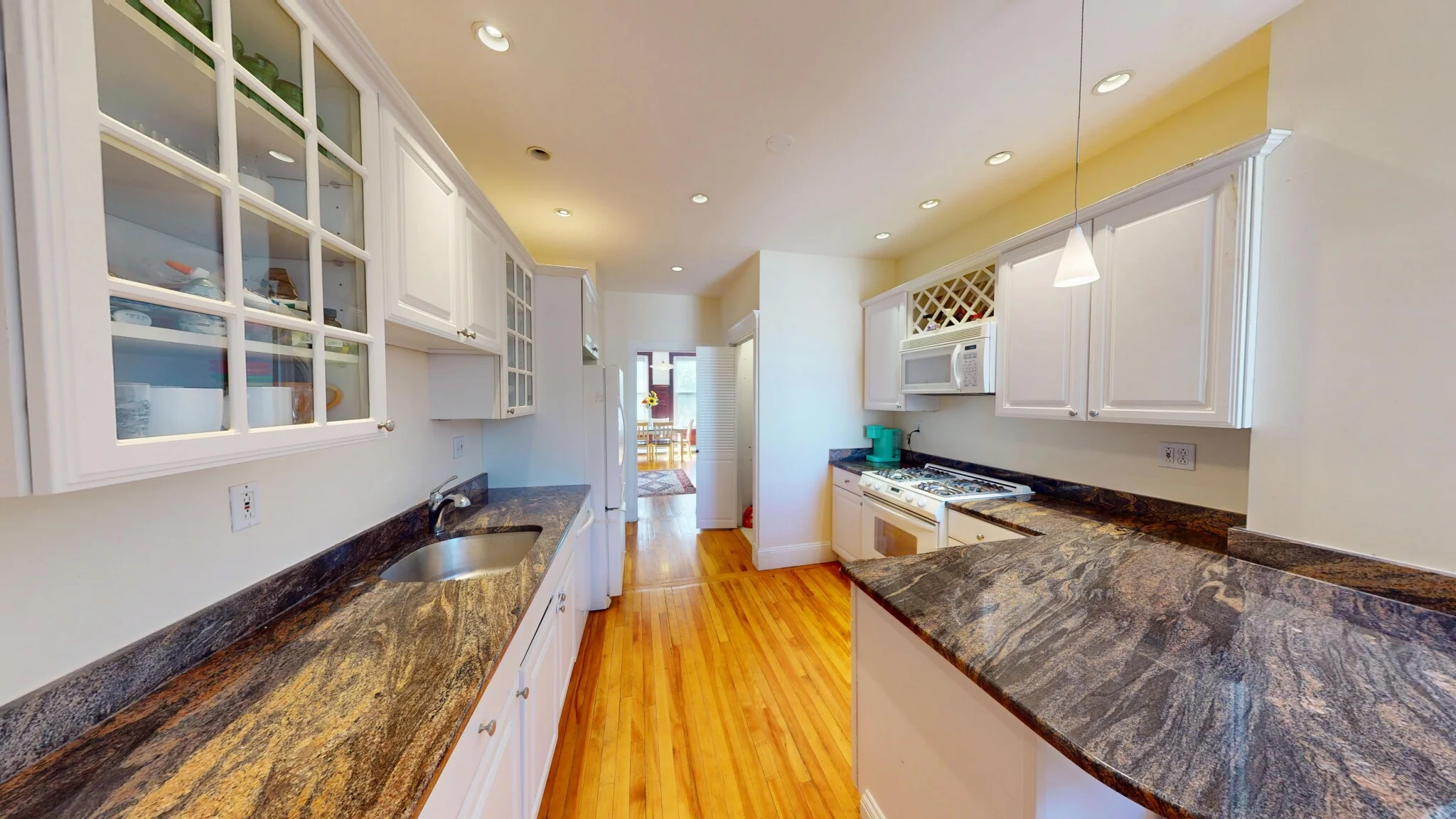 95 Centre St, Coolidge Corner