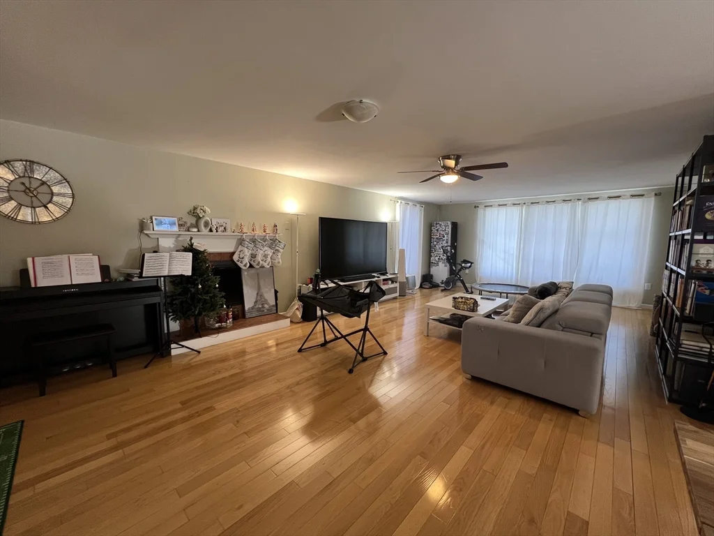 14 Rockland St, Newton Highlands