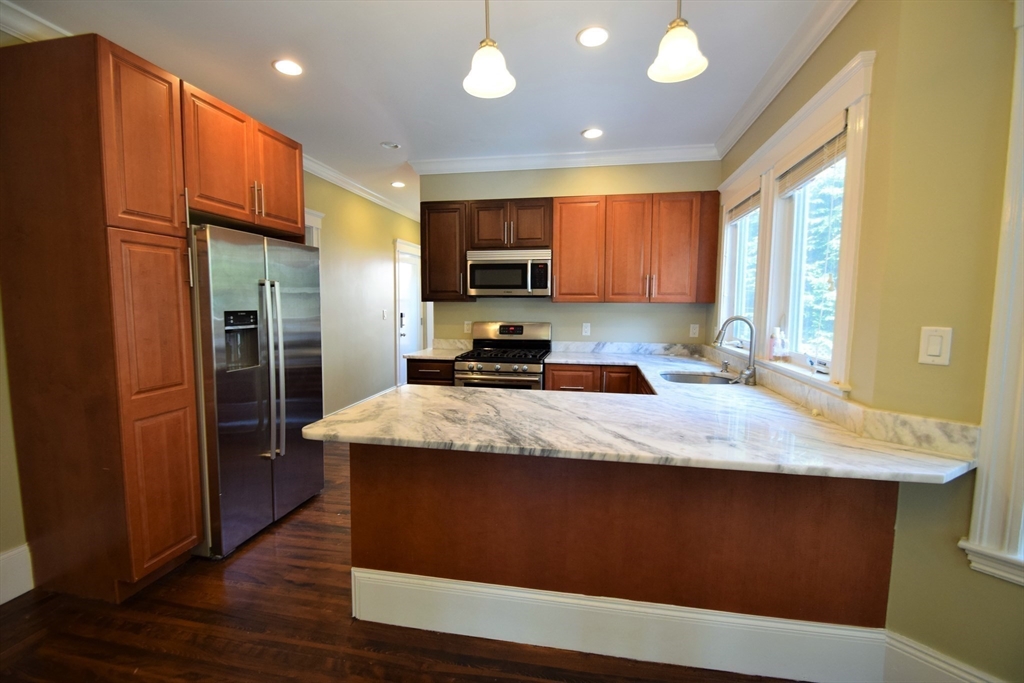 179 Tremont St, Newton