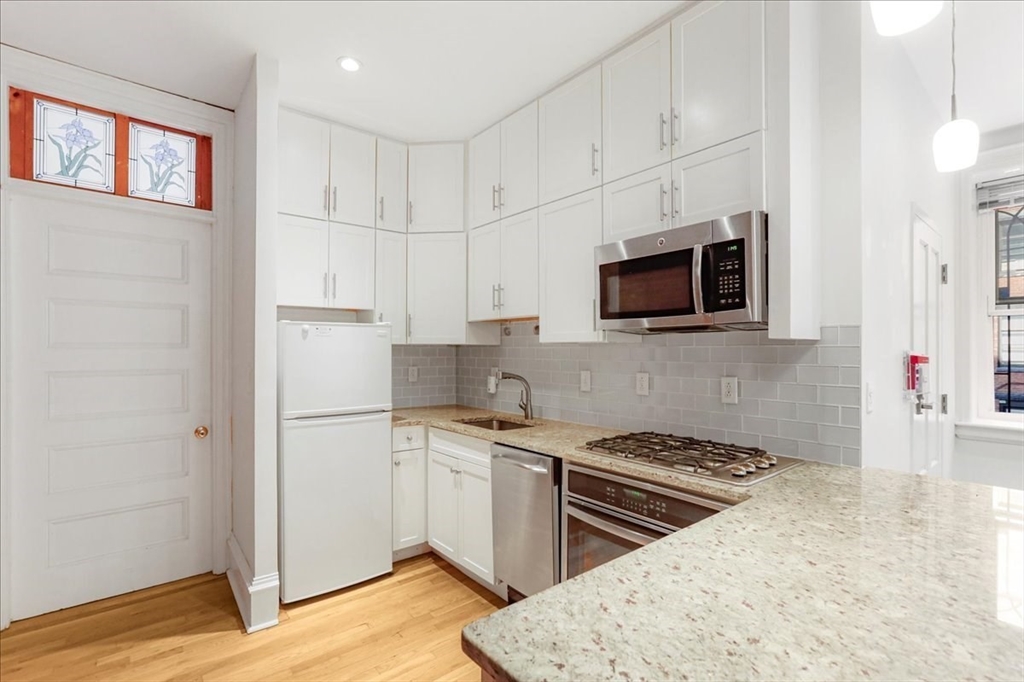 31 Massachusetts Ave, Back Bay