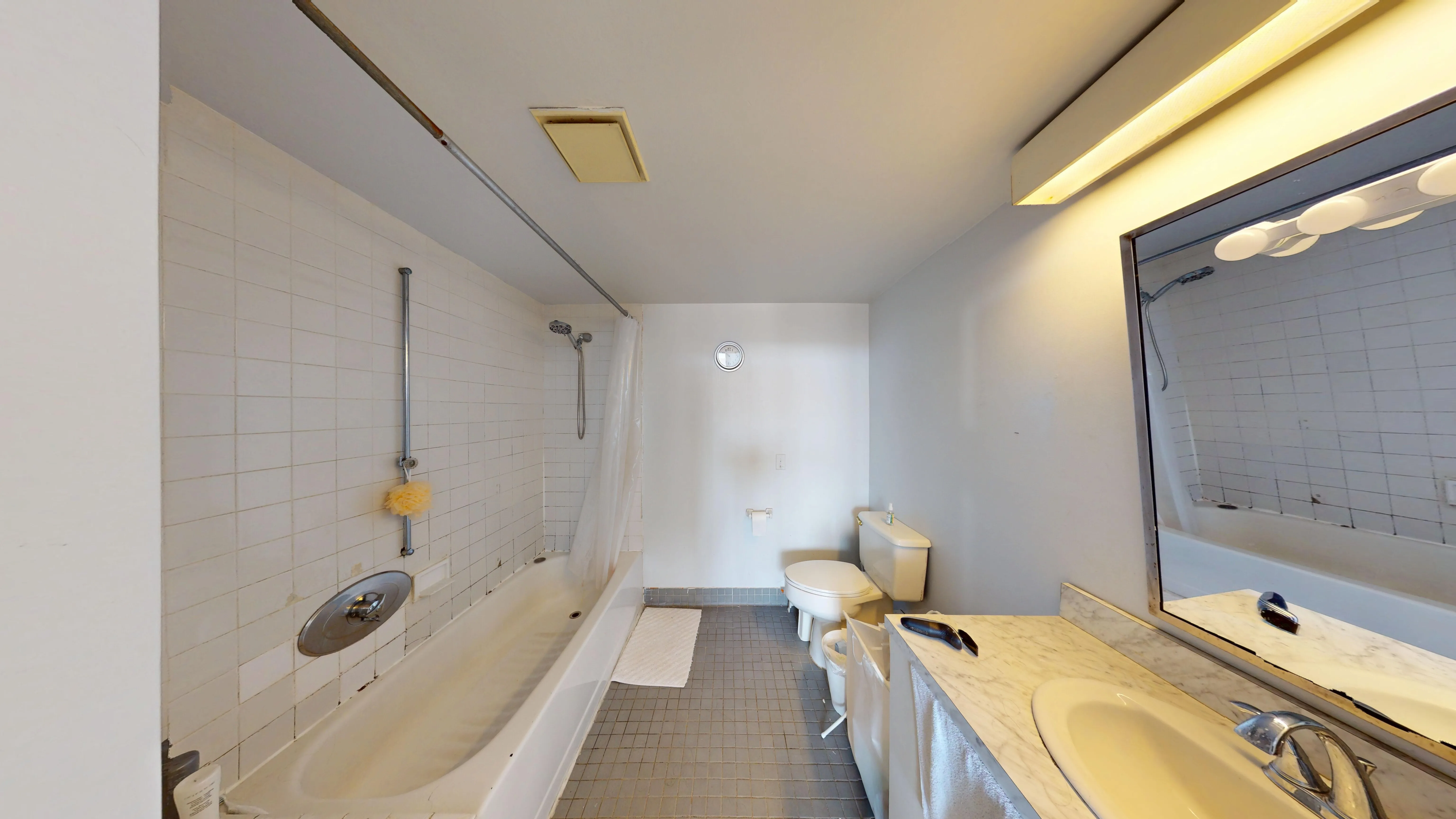 61 Brookline Ave, Fenway