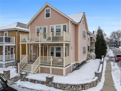 72 Bowdoin St, South Medford