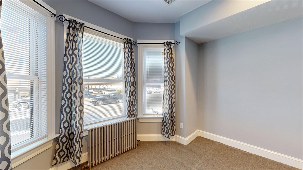 109 Chelsea St, East Boston