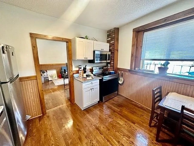 4 Garden Ct St, North End