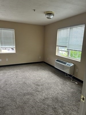 65 Crocker, Mansfield