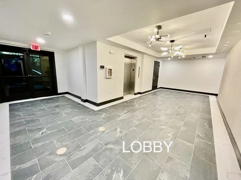 395 Alewife Brook Pkwa, West Somerville