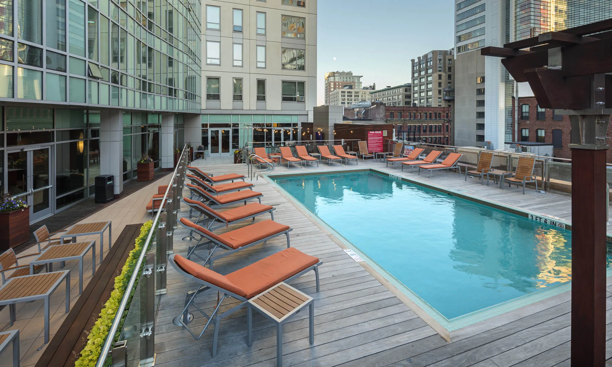 665 Washington St, Downtown