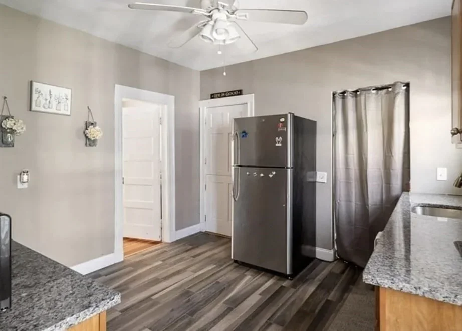 44 Green Leaf, Tufts University