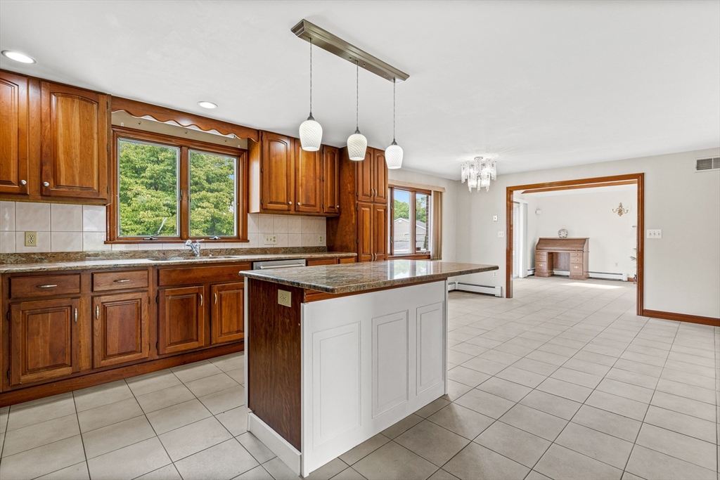 1 Via Marino, Medford