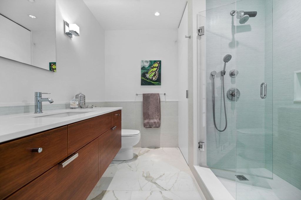 1166 Washington St, South End