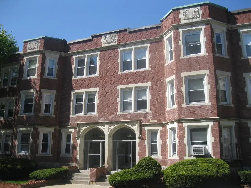 312 Tappan St, Aspinwall Hill