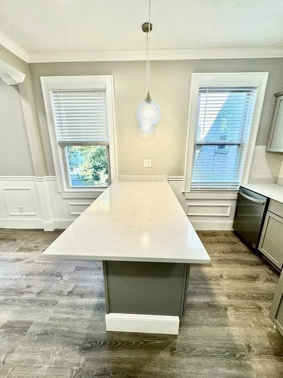 61 Gates St, South Boston