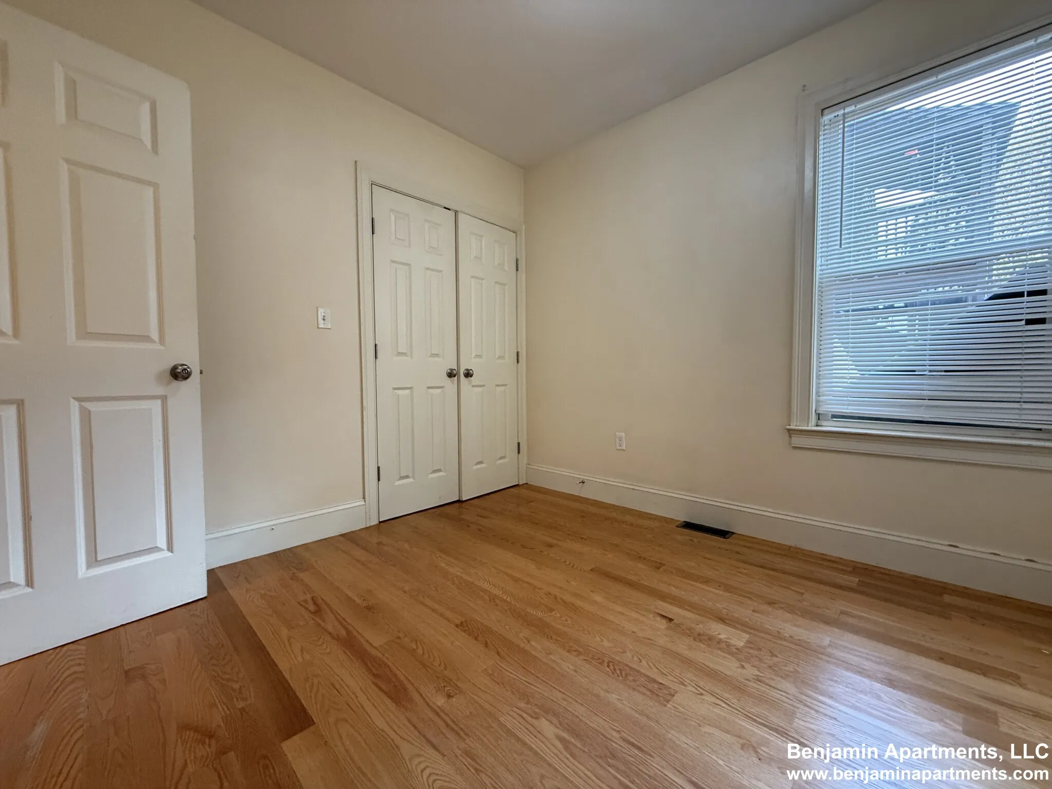 35 Pratt St, Allston