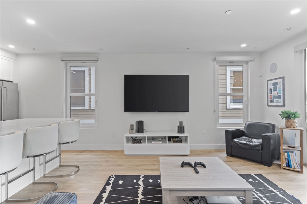 326 W Broadway, South Boston