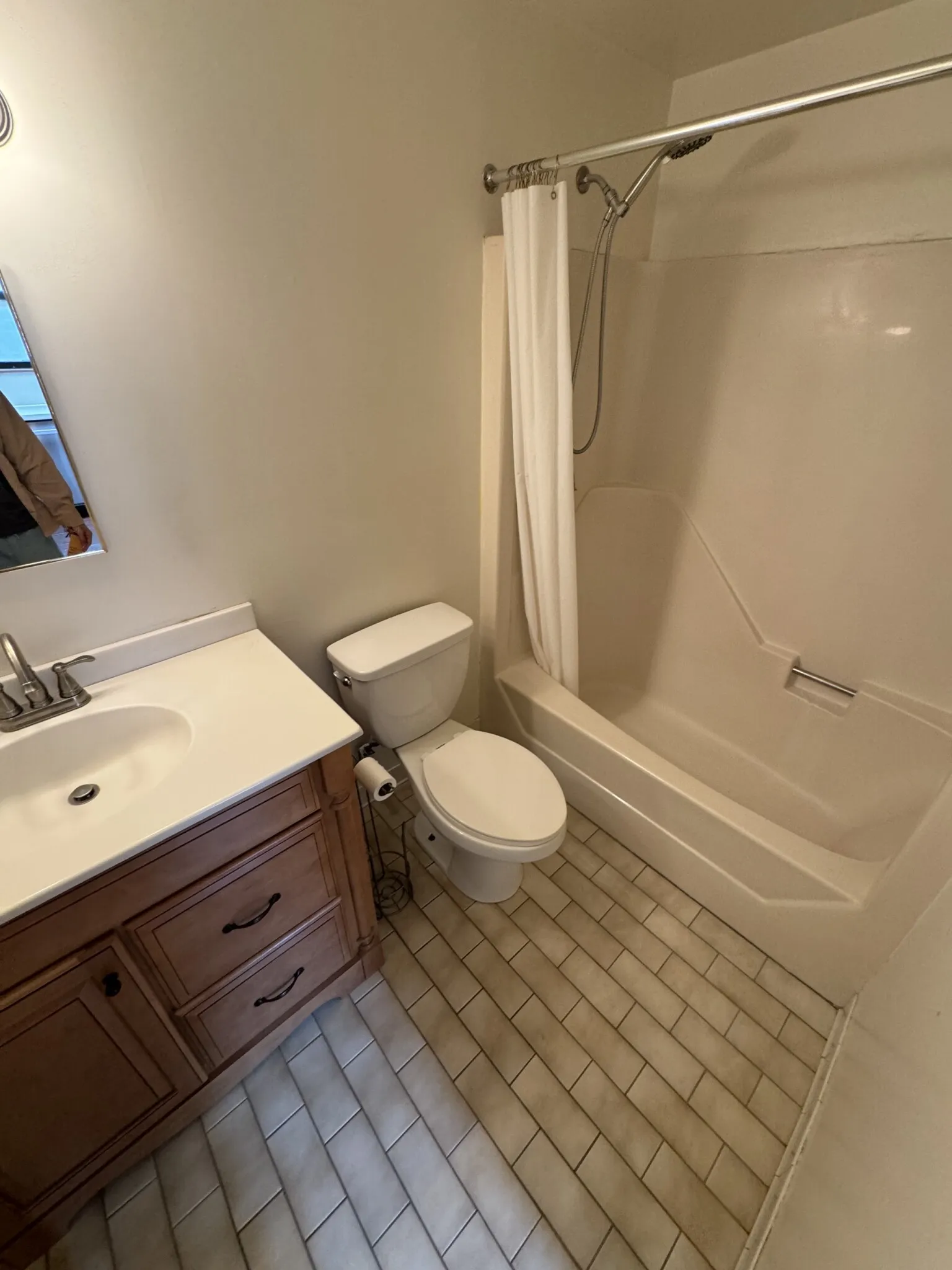 102 Gainsborough St, Fenway