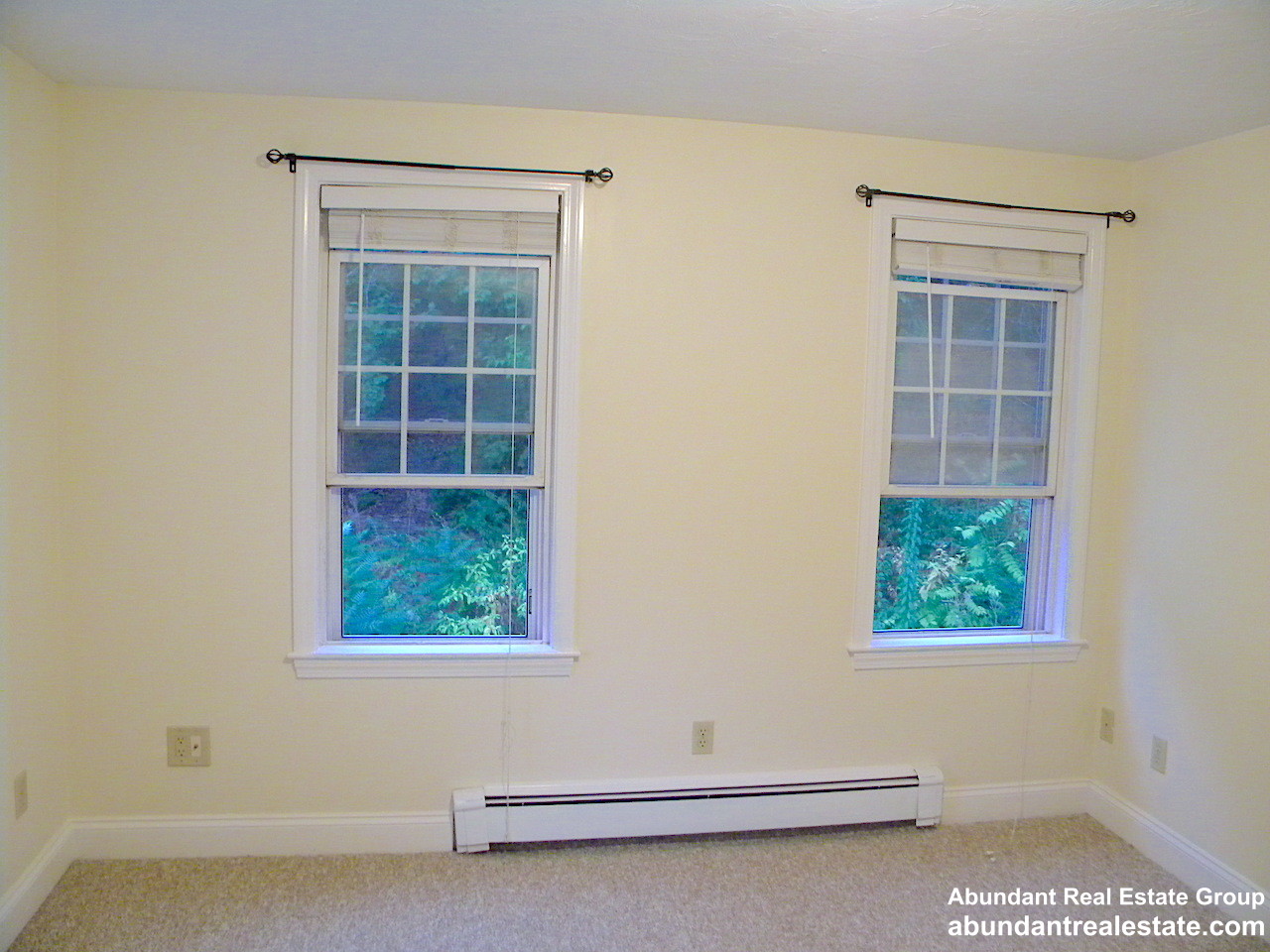 11 Dell Ave, Medford