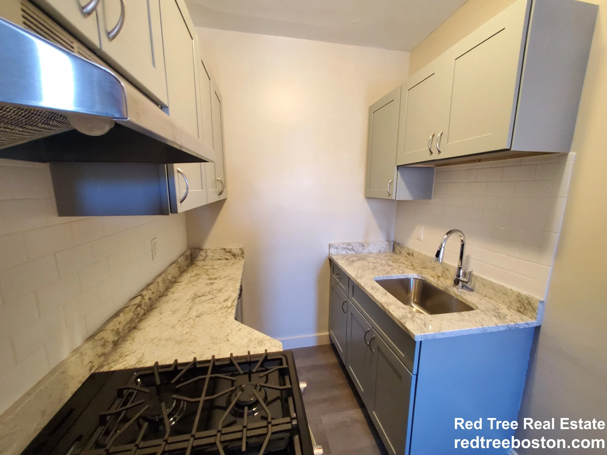 4 Cogswell Ave, North Cambridge