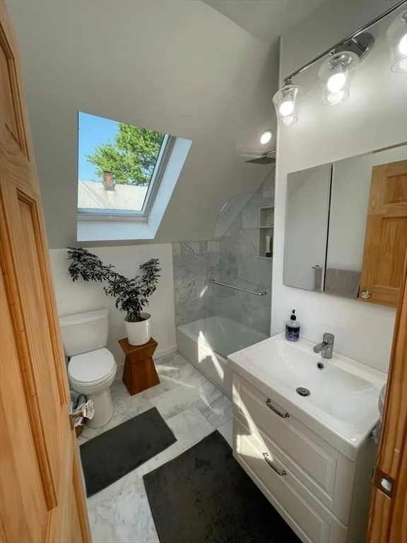 22 Bayard, Allston