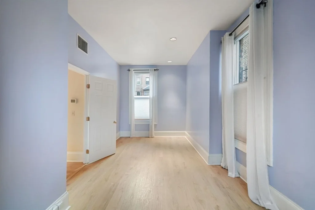 66 Waltham St, South End