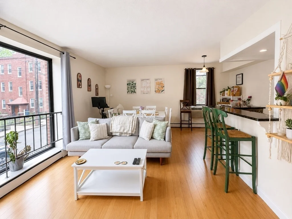 31 Harris, Coolidge Corner