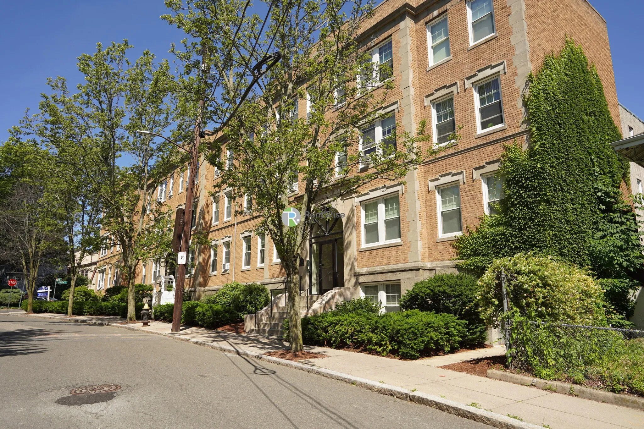 115 Kilsyth Rd, Brighton