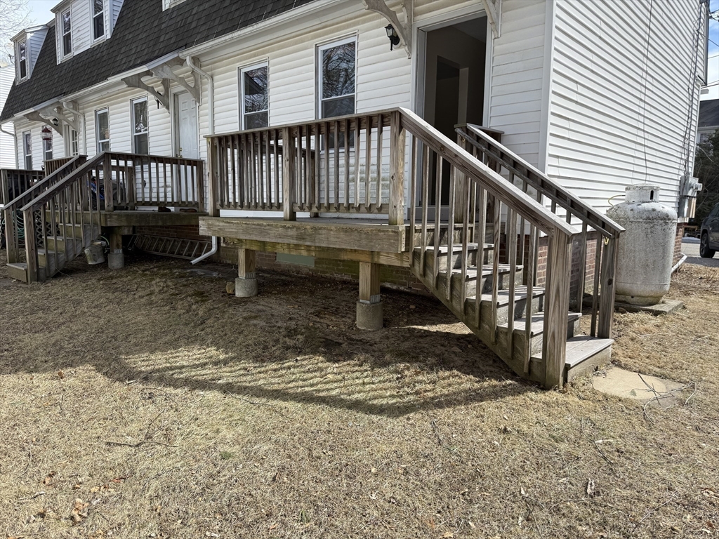 15 Trafalgar Sq, Barre