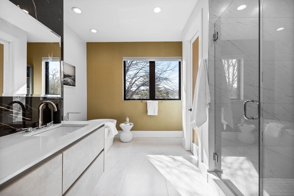 706 Saw Mill Brook Pkwy, Newton Center