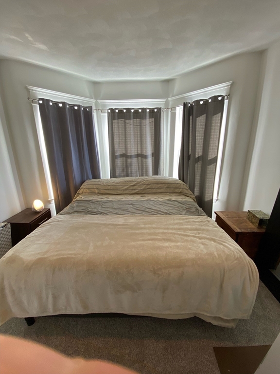 19 Beach Rd, Winthrop