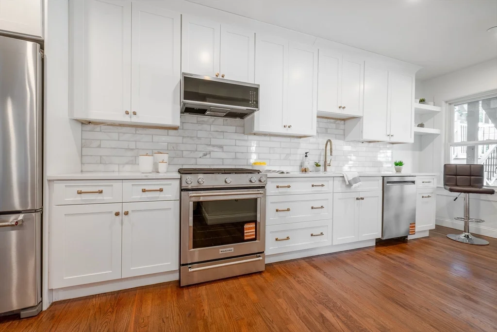 108 Florence St, Roslindale