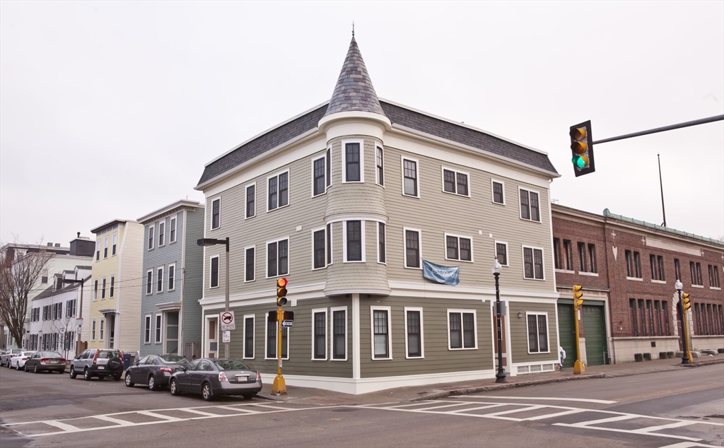 195 West 3rd St, South Boston