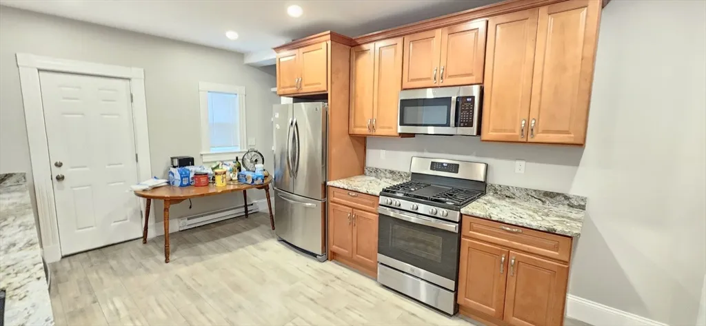 28 Oakley St, Dorchester