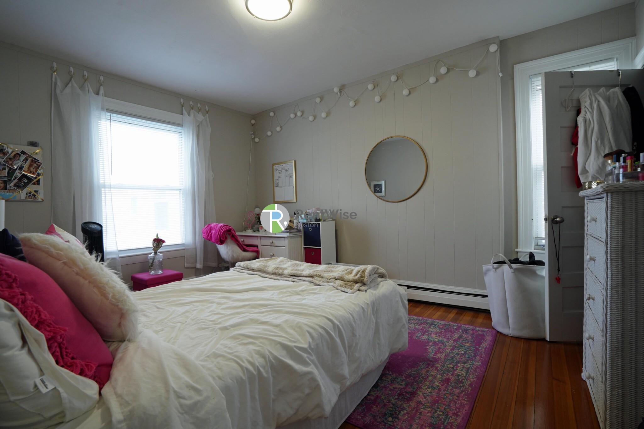 2 Ashford Ct, Allston