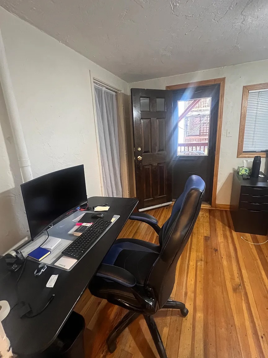 254 E St, South Boston