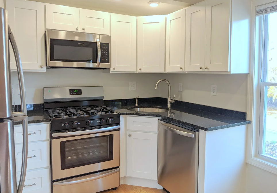 44 Cogswell Ave, North Cambridge