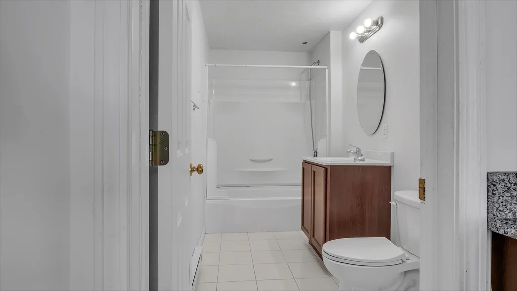 1442 Main St, Webster Square