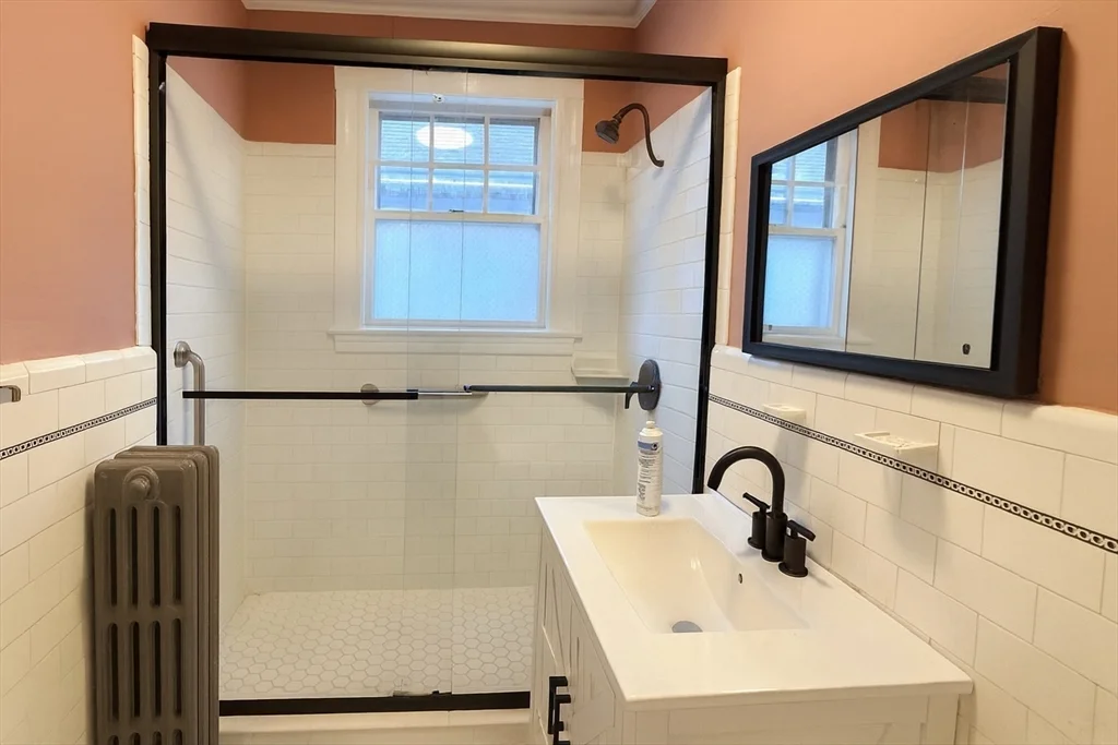 183 Willis Ave, Medford