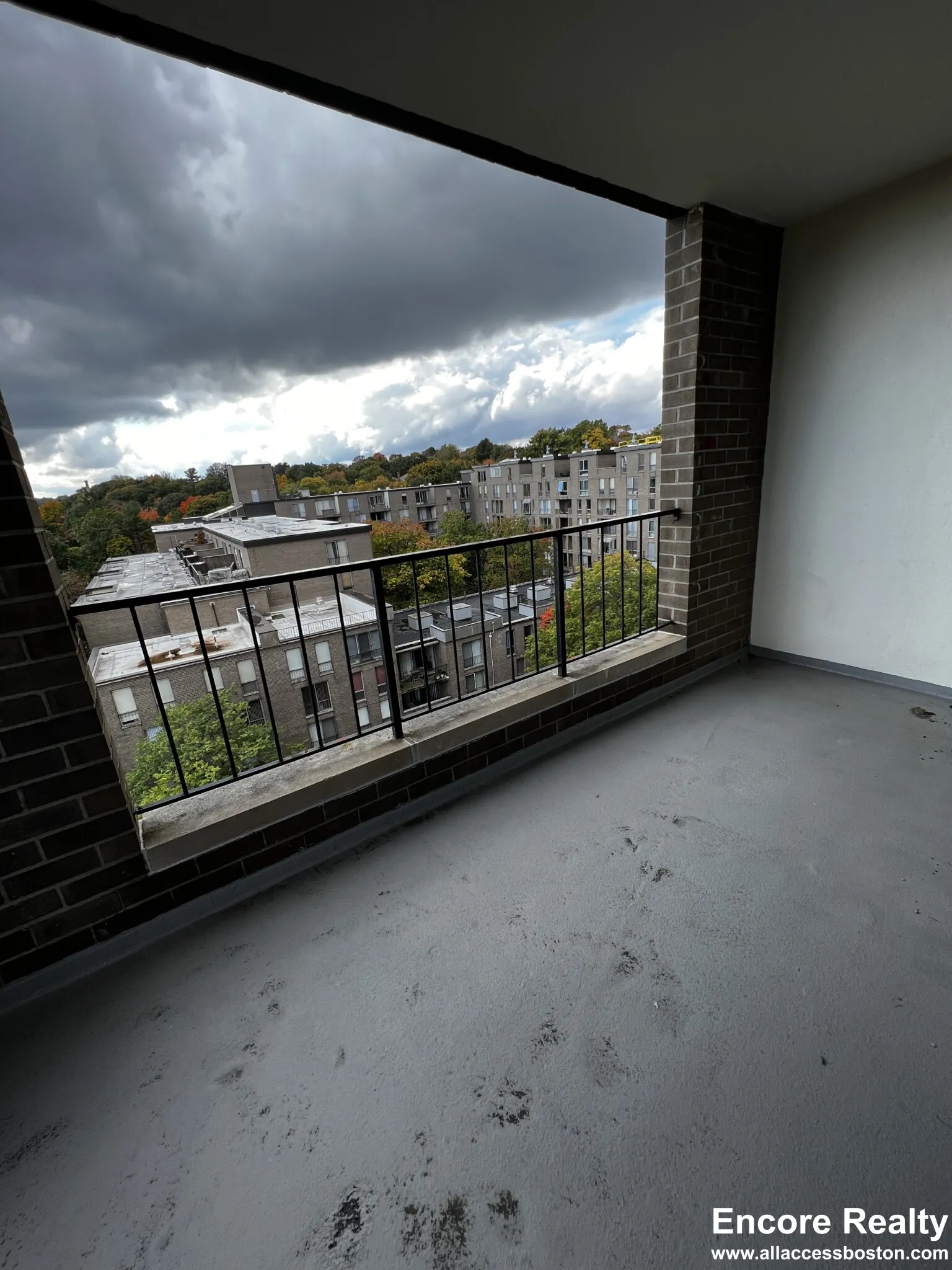 77 Pond Ave, Brookline Village