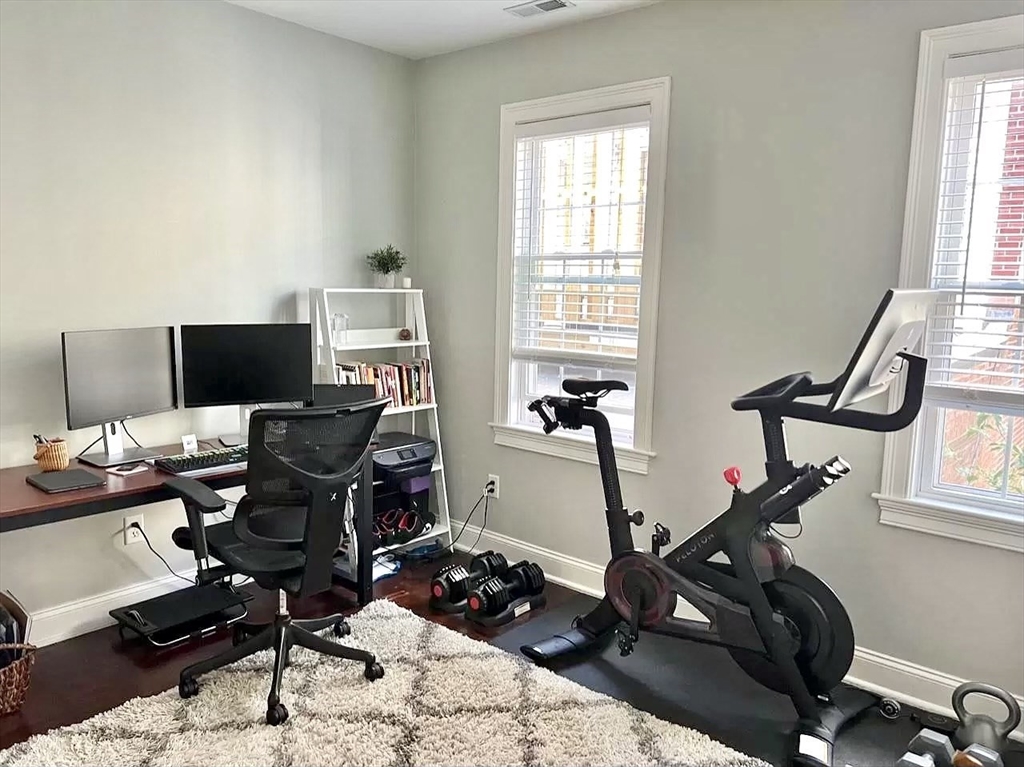 152 O St, South Boston