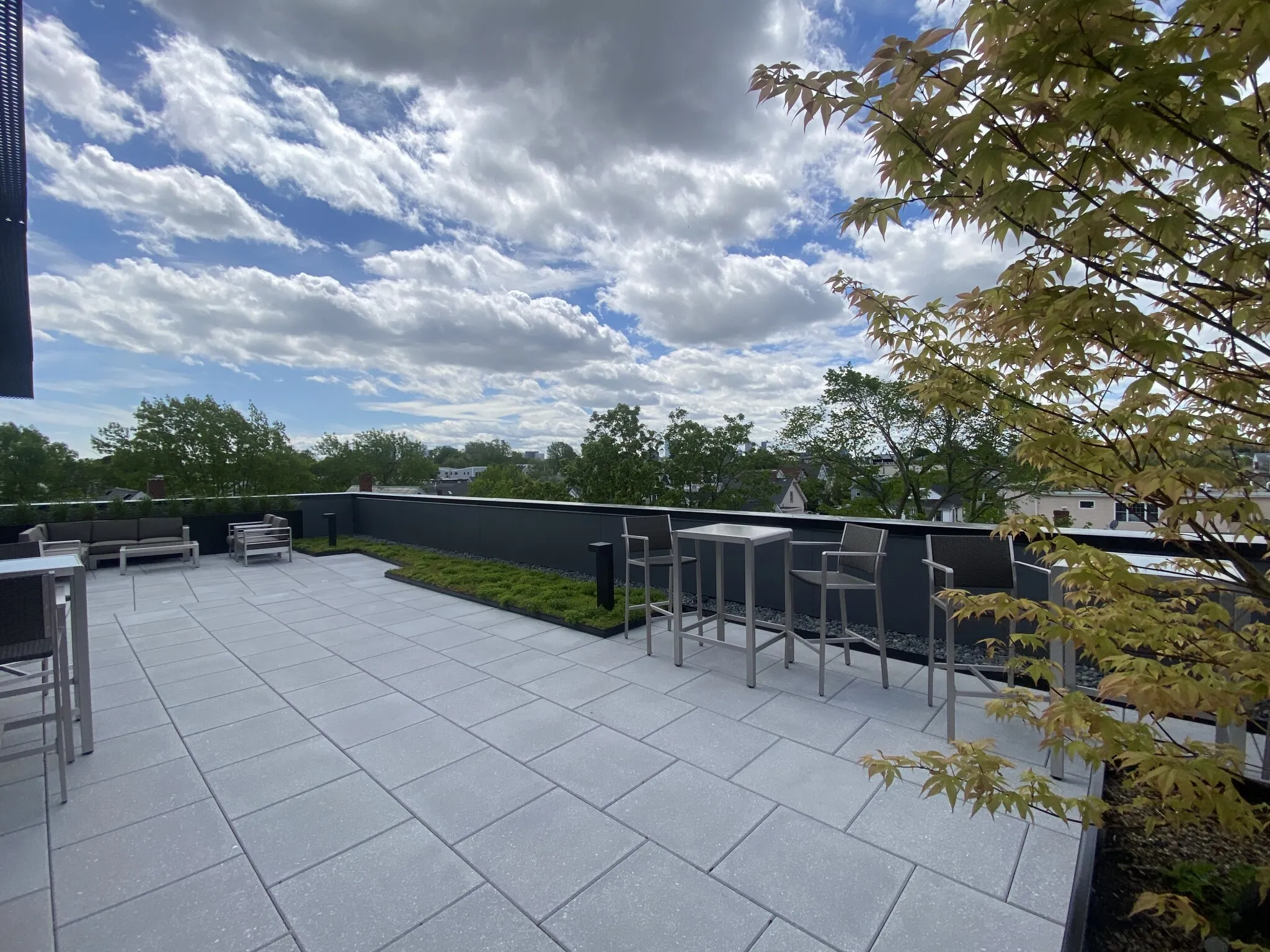 154 Broadway, East Somerville