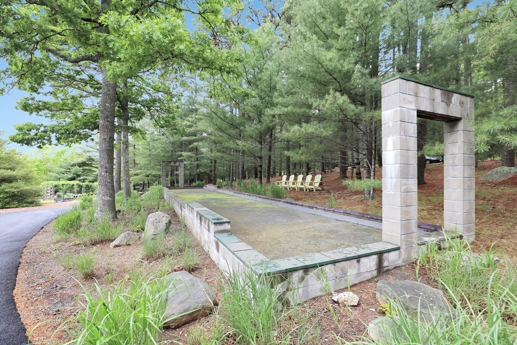 17 Bourne Point Rd, Wareham