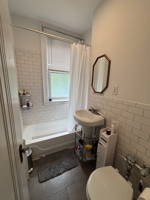 52 Strathmore, Brighton